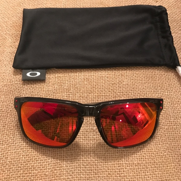 Oakley Holbrook Prizm lense sunglasses - Picture 1 of 4